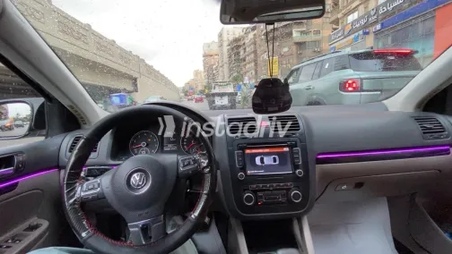 Volkswagen Jetta 2011 Black Automatic Used for Sale in Greater Cairo ( Cairo + Giza) - 9