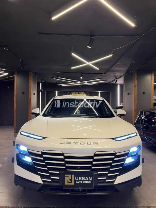 Jetour Dashing 2025 White Automatic Used for Sale in Greater Cairo ( Cairo + Giza) - 1