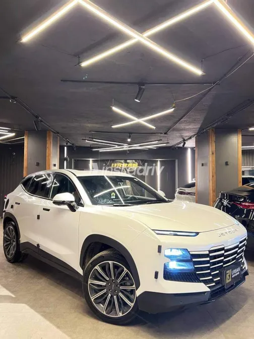 Jetour Dashing 2025 White Automatic Used for Sale in Greater Cairo ( Cairo + Giza) - 5