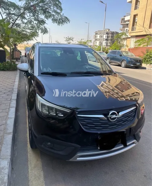 Opel Crossland 2018 Black Automatic Used for Sale in Greater Cairo ( Cairo + Giza) - 2
