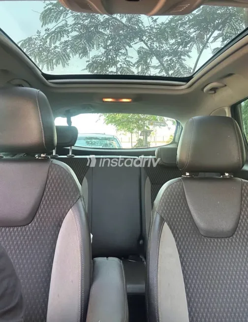 Opel Crossland 2018 Black Automatic Used for Sale in Greater Cairo ( Cairo + Giza) - 3