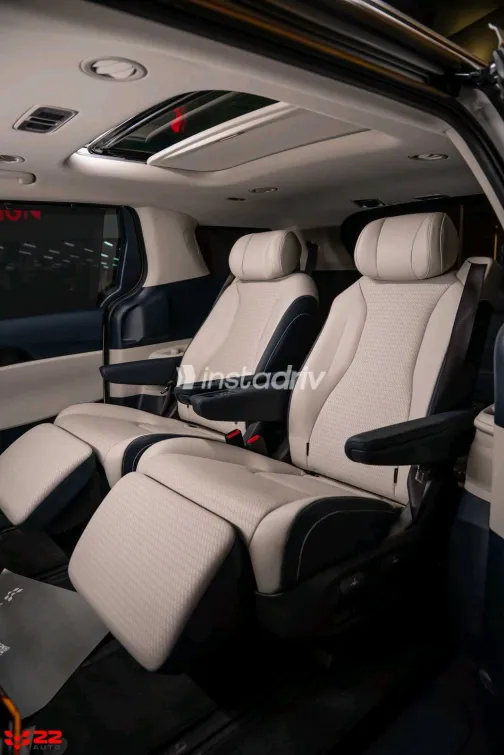 Kia Carnival 2025 White Automatic Used for Sale in Greater Cairo ( Cairo + Giza) - 2