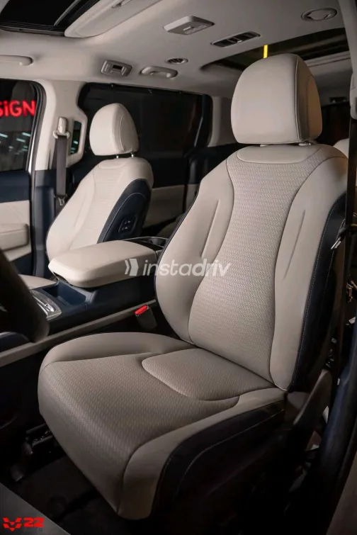 Kia Carnival 2025 White Automatic Used for Sale in Greater Cairo ( Cairo + Giza) - 8