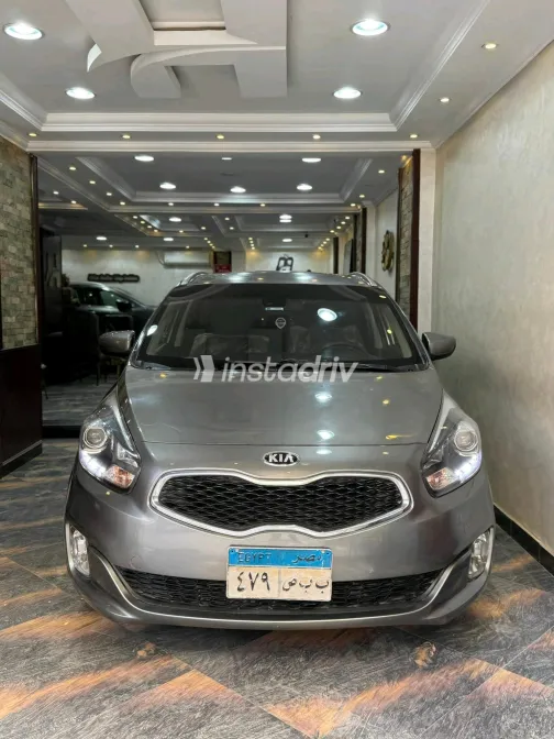 Kia Carens 2016 Gray Automatic Used for Sale in Greater Cairo ( Cairo + Giza) - 2