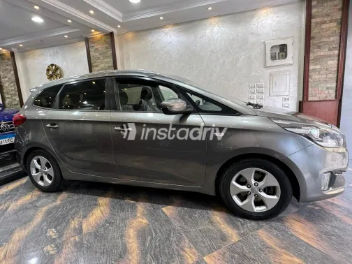 Kia Carens 2016 Gray Automatic Used for Sale in Greater Cairo ( Cairo + Giza) - 8