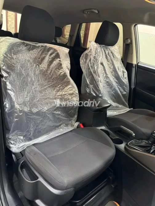 Kia Carens 2016 Gray Automatic Used for Sale in Greater Cairo ( Cairo + Giza) - 9