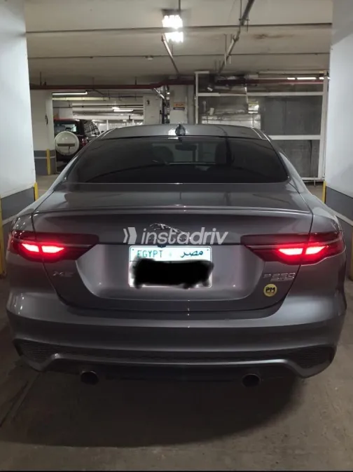 Jaguar XE 2020 Gray Automatic Used for Sale in Greater Cairo ( Cairo + Giza) - 2