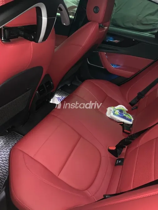 Jaguar XE 2020 Gray Automatic Used for Sale in Greater Cairo ( Cairo + Giza) - 3