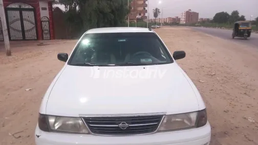 Nissan Sunny 1998 White Manual Used for Sale in Greater Cairo ( Cairo + Giza) - 1