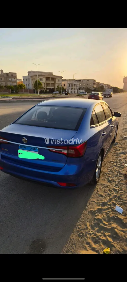 MG 5 2021 Blue CVT Used for Sale in Greater Cairo ( Cairo + Giza) - 4