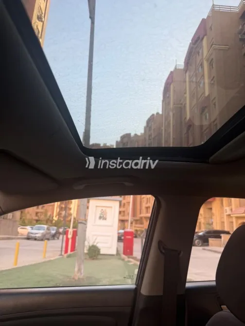 Hyundai Accent RB 2016 Blue Automatic Used for Sale in Greater Cairo ( Cairo + Giza) - 3