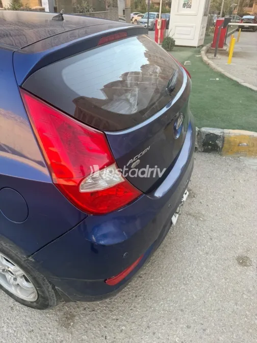 Hyundai Accent RB 2016 Blue Automatic Used for Sale in Greater Cairo ( Cairo + Giza) - 4