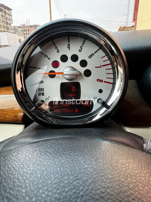 Mini Cooper 2011 Brown Automatic Used for Sale in Greater Cairo ( Cairo + Giza) - 4