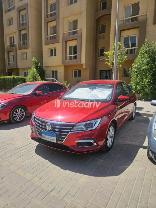 MG 5 2022 Red CVT Used for Sale in Greater Cairo ( Cairo + Giza) - 8