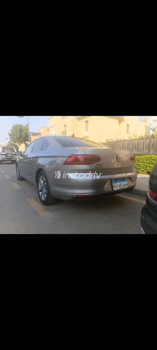 Volkswagen Passat 2023 Silver Automatic Used for Sale in Greater Cairo ( Cairo + Giza) - 4