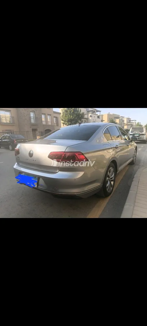 Volkswagen Passat 2023 Silver Automatic Used for Sale in Greater Cairo ( Cairo + Giza) - 7