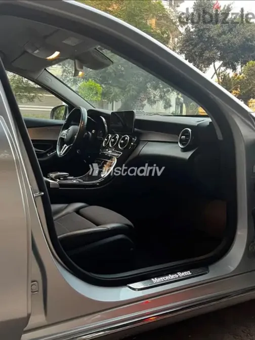 Mercedes C 180 2021 Silver Automatic Used for Sale in Greater Cairo ( Cairo + Giza) - 2