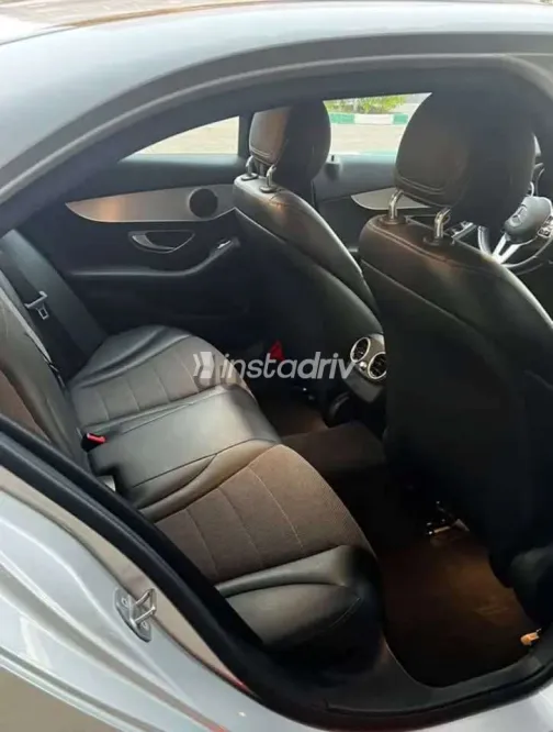 Mercedes C 180 2021 Silver Automatic Used for Sale in Greater Cairo ( Cairo + Giza) - 6