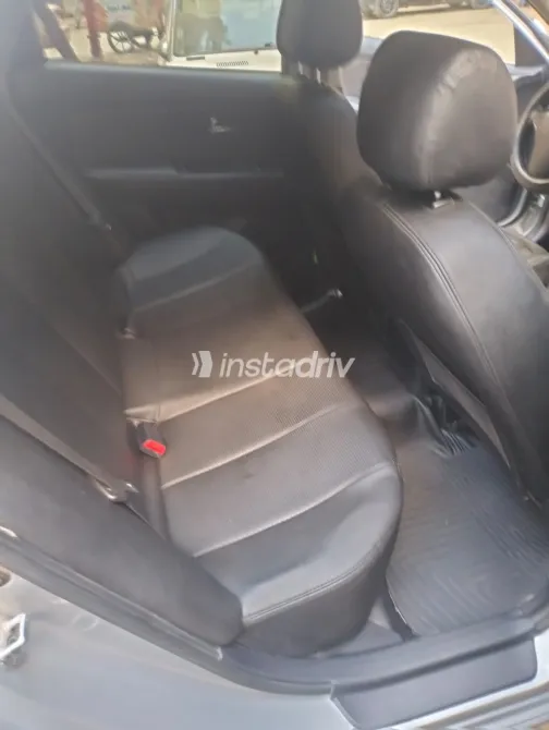 Hyundai Elantra HD 2021 Silver Automatic Used for Sale in Greater Cairo ( Cairo + Giza) - 2