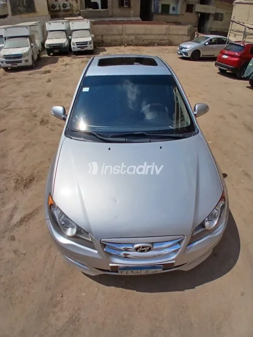 Hyundai Elantra HD 2021 Silver Automatic Used for Sale in Greater Cairo ( Cairo + Giza) - 8
