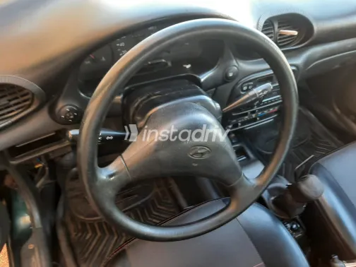 Hyundai Accent 2000 Green Manual Used for Sale in Greater Cairo ( Cairo + Giza) - 6