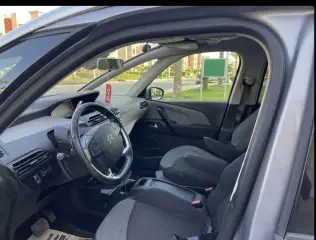 Citroën C4 Grand Picasso 2018 Silver Automatic Used for Sale in Greater Cairo ( Cairo + Giza)