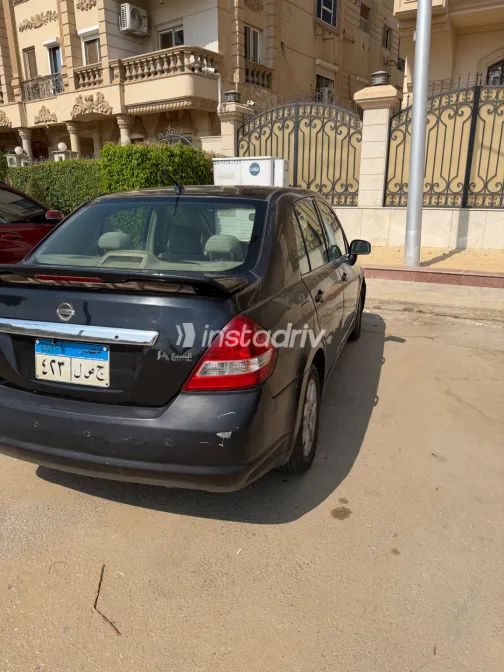 Nissan Tiida 2010 Black Automatic Used for Sale in Greater Cairo ( Cairo + Giza) - 5