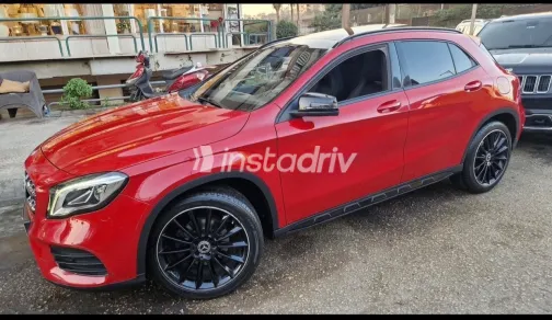 مرسيدس GLA 200 2020 أحمر أوتوماتيك مستعملة للبيع في القاهرة الكبرى ( القاهرة - الجيزة) - 8
