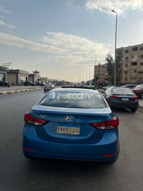 Hyundai Elantra MD 2016 Blue Manual Used for Sale in Greater Cairo ( Cairo + Giza) - 1