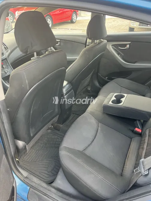 Hyundai Elantra MD 2016 Blue Manual Used for Sale in Greater Cairo ( Cairo + Giza) - 4