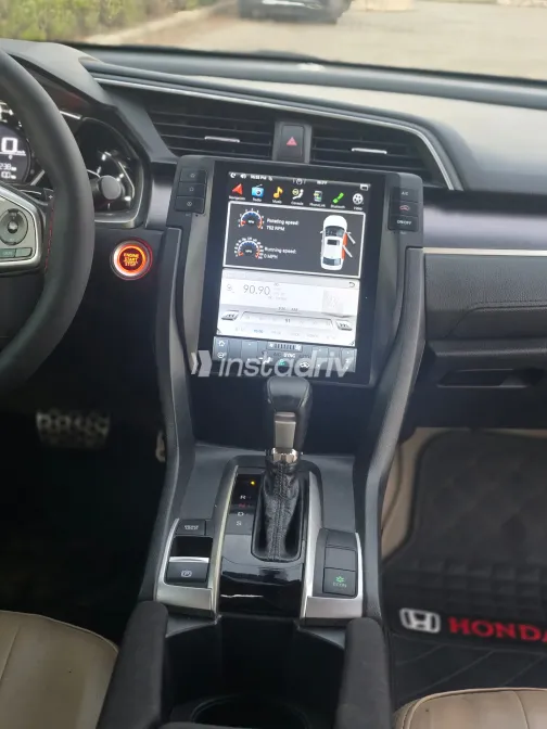 Honda Civic 2018 Gray Automatic Used for Sale in Greater Cairo ( Cairo + Giza) - 9