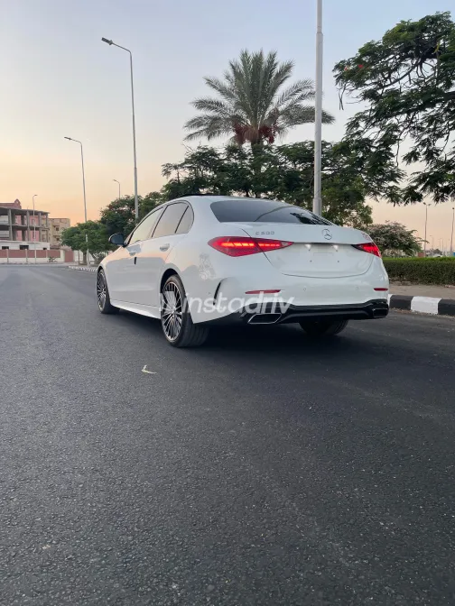 Mercedes C 200 2026 White Automatic Used for Sale in Greater Cairo ( Cairo + Giza) - 3