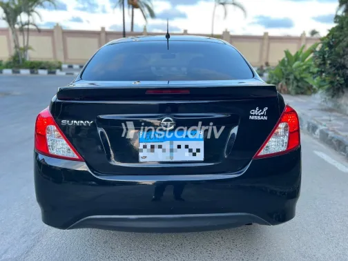 Nissan Sunny 2021 Black Automatic Used for Sale in Greater Cairo ( Cairo + Giza) - 2