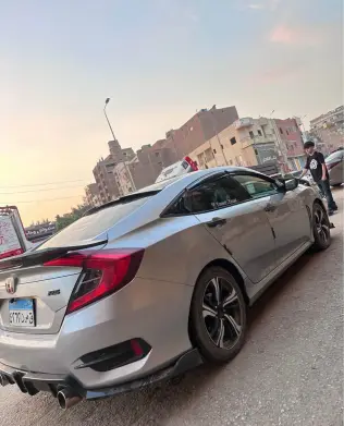 هوندا سيفك 2018 فضي أوتوماتيك مستعملة للبيع في القاهرة الكبرى ( القاهرة - الجيزة)