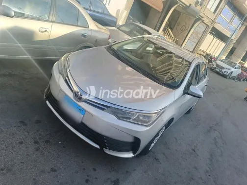 Toyota Corolla 2017 Silver Automatic Used for Sale in Greater Cairo ( Cairo + Giza) - 6