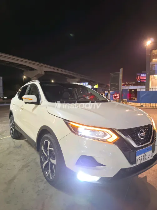 Nissan Qashqai 2019 White Automatic Used for Sale in Greater Cairo ( Cairo + Giza) - 4