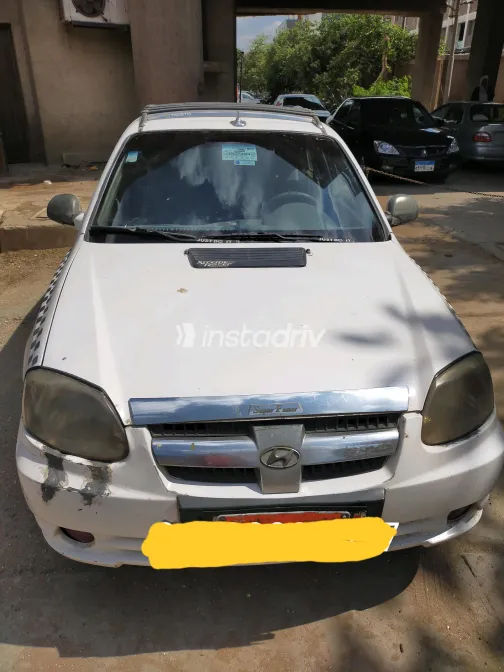 Hyundai Verna 2008 White Manual Used for Sale in Greater Cairo ( Cairo + Giza) - 8