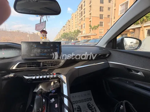 بيجو 3008 2022 فضي أوتوماتيك مستعملة للبيع في القاهرة الكبرى ( القاهرة - الجيزة) - 5