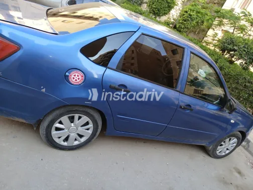Lada Granta 2022 Blue Manual Used for Sale in Greater Cairo ( Cairo + Giza) - 5