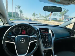 Opel Astra 2019 White Automatic Used for Sale in Greater Cairo ( Cairo + Giza)