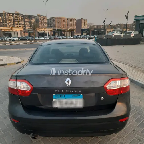 Renault Fluence 2015 Dark Gray Automatic Used for Sale in Greater Cairo ( Cairo + Giza) - 6