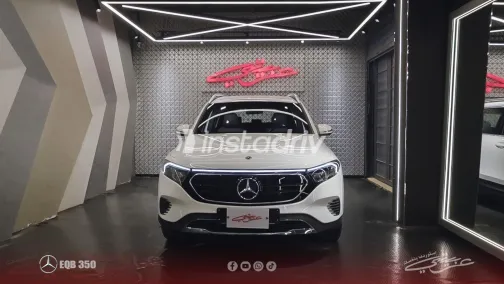 Mercedes E 350 2022 White Automatic Used for Sale in Greater Cairo ( Cairo + Giza) - 5