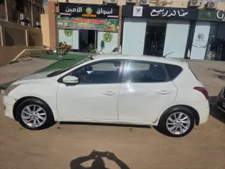 نيسان تيدا 2015 أبيض أوتوماتيك مستعملة للبيع في القاهرة الكبرى ( القاهرة - الجيزة)