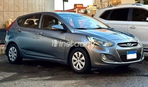 Hyundai Accent RB 2017 Gray Automatic Used for Sale in Greater Cairo ( Cairo + Giza) - 9