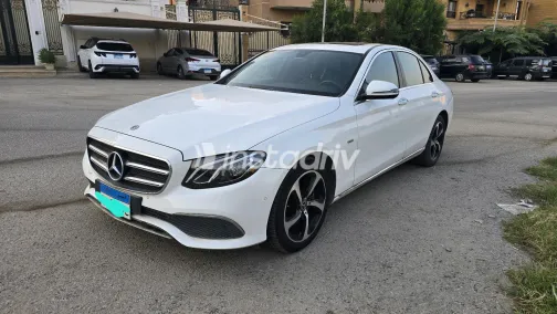 Mercedes E 200 2020 White Automatic Used for Sale in Greater Cairo ( Cairo + Giza) - 10