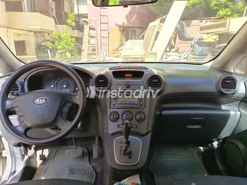 Kia Carens 2010 Silver Automatic Used for Sale in Greater Cairo ( Cairo + Giza) - 2