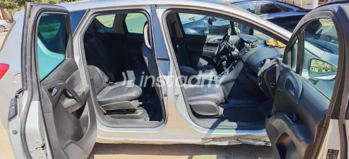 Opel Meriva 2016 Silver Automatic Used for Sale in Greater Cairo ( Cairo + Giza) - 6