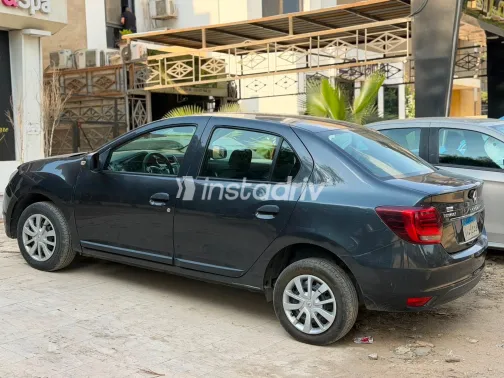 Renault Logan 2022 Gray Automatic Used for Sale in Greater Cairo ( Cairo + Giza) - 1