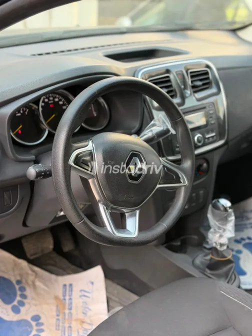 Renault Logan 2022 Gray Automatic Used for Sale in Greater Cairo ( Cairo + Giza) - 2