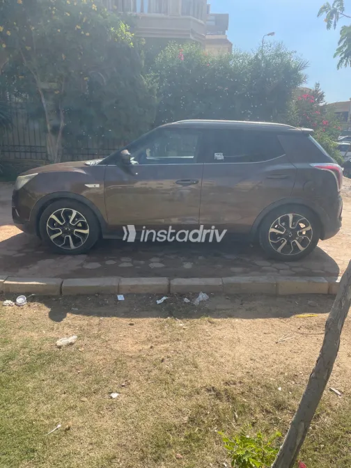 Ssang Yong Tivoli 2017 Brown Automatic Used for Sale in Greater Cairo ( Cairo + Giza) - 2